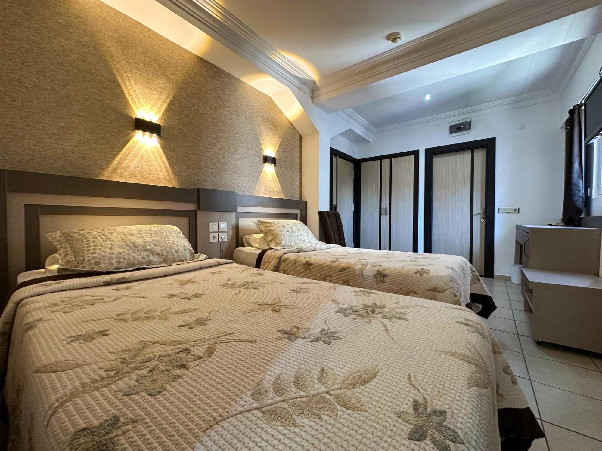 Monte Carlo Hotel Алания Экстерьер фото